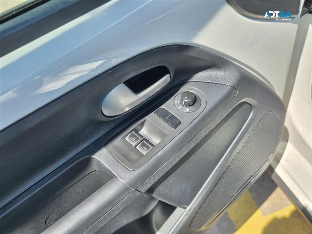 VOLKSWAGEN UP 1.0 170 TSI TOTAL FLEX XTREME 4P MANUAL