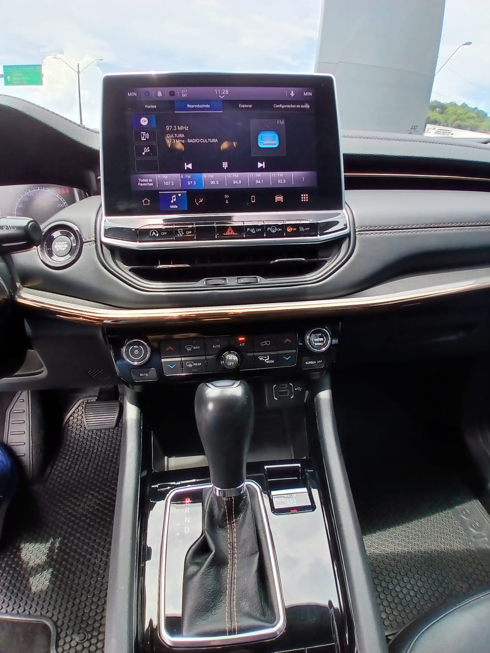 COMPASS 1.3 T270 TURBO FLEX LIMITED AT610