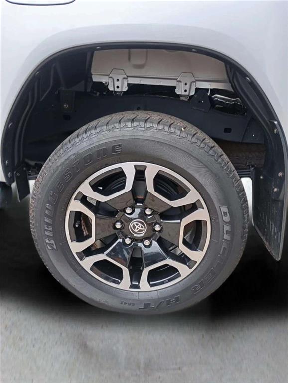 HILUX 2.8 D-4D TURBO DIESEL CD GR-S 4X4 AUTOMÁTICO14
