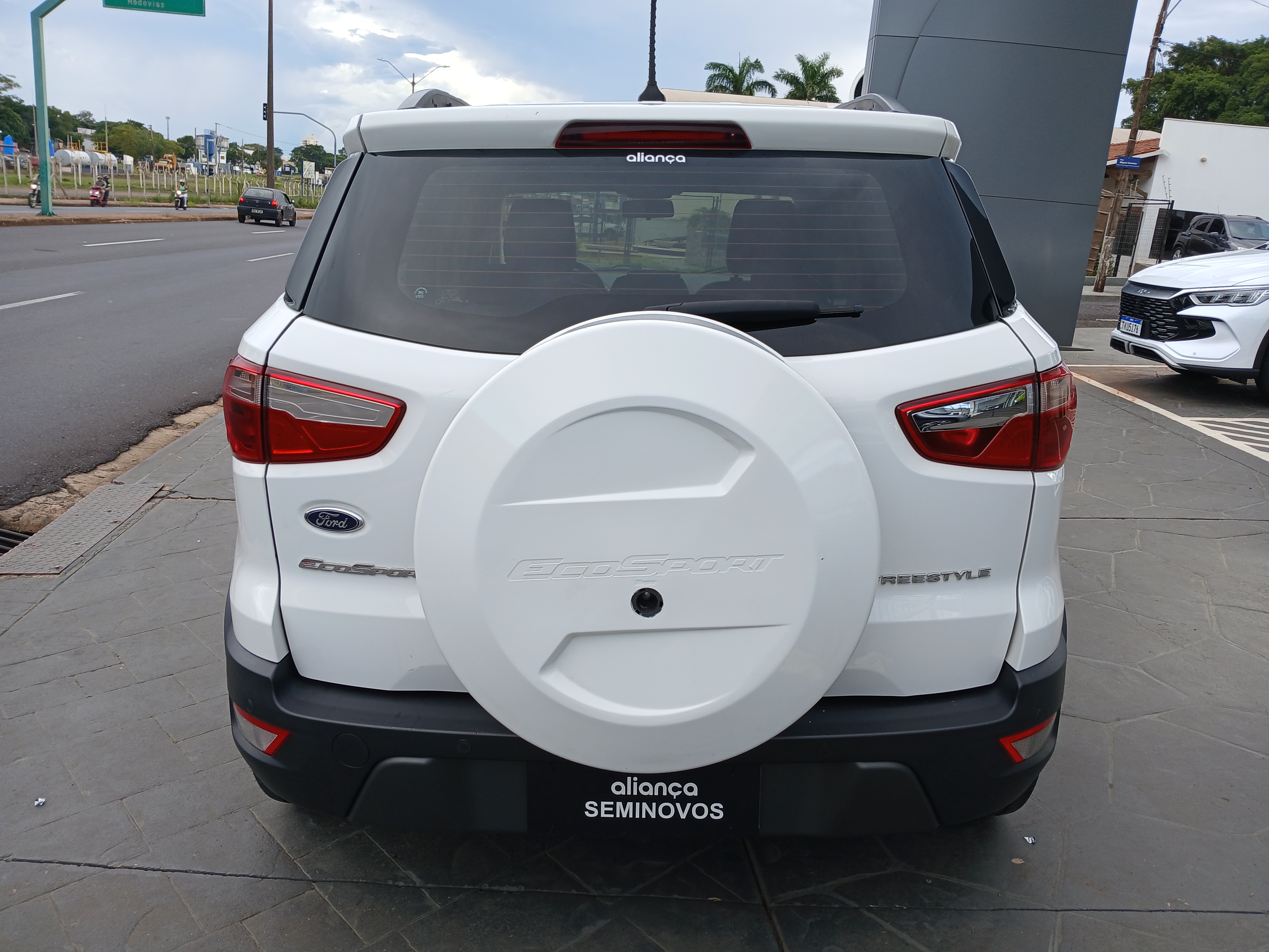 ECOSPORT 1.5 TI-VCT FLEX FREESTYLE AUTOMÁTICO3