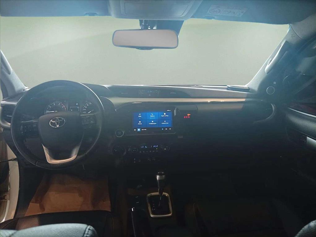 HILUX 2.8 D-4D TURBO DIESEL CD SRX 4X4 AUTOMÁTICO10
