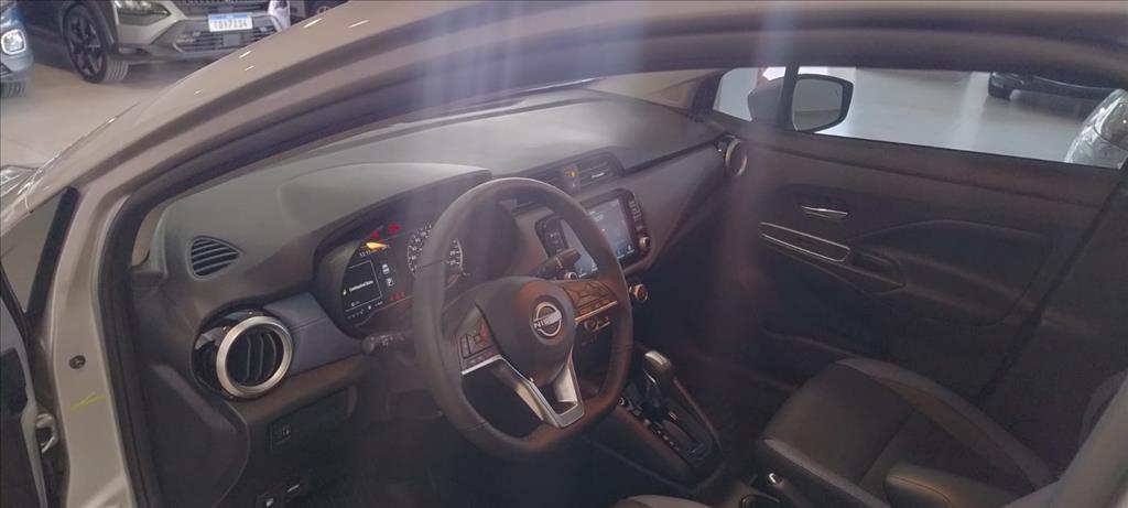 VERSA 1.6 16V FLEX EXCLUSIVE XTRONIC5