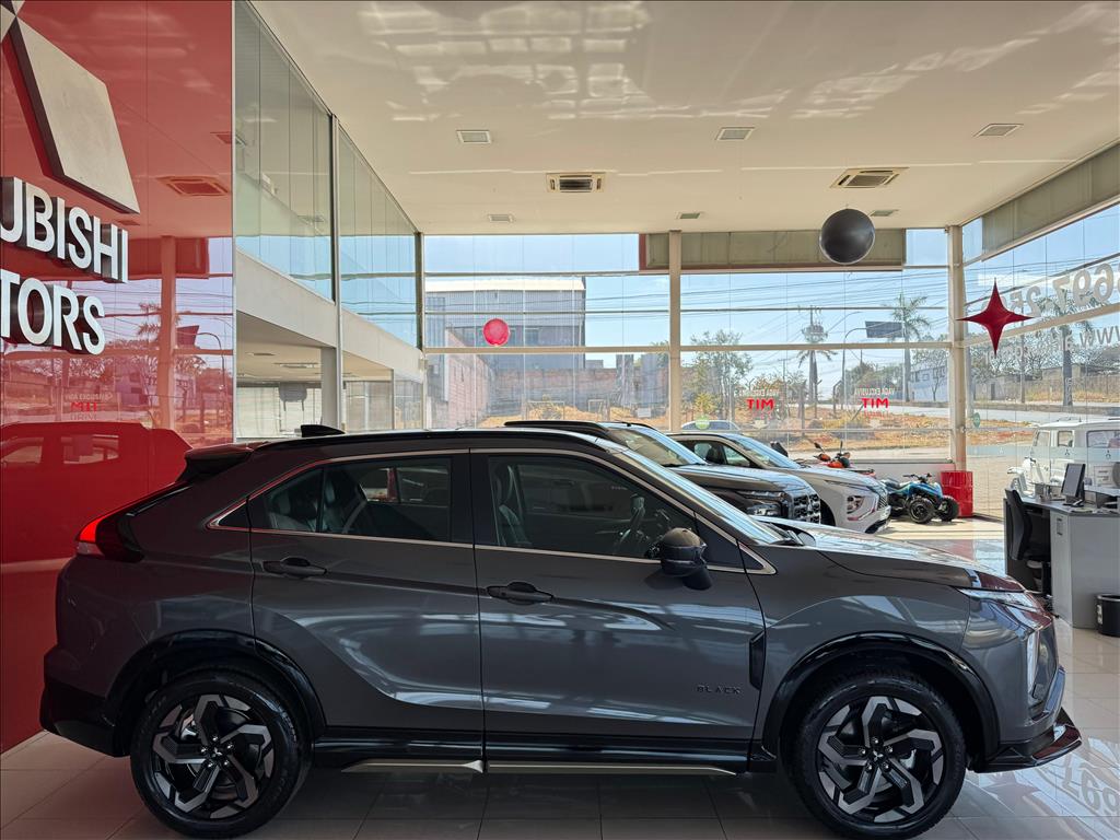 Mitsubishi-ECLIPSE CROSS-1.5 MIVEC TURBO GASOLINA HPE-S BLACK S-AWC CVT