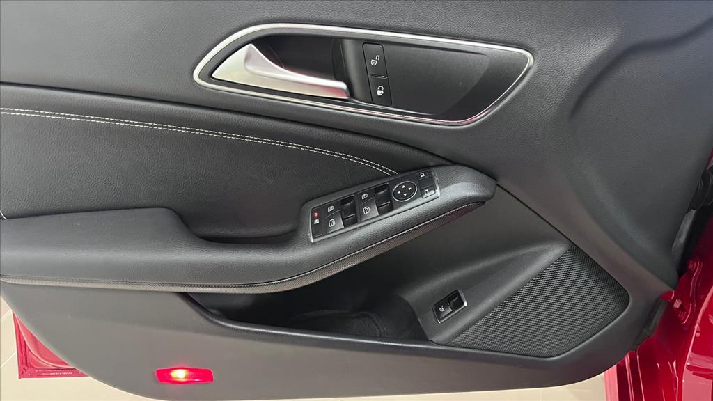 CLA 180 1.6 CGI GASOLINA 7G-DCT
