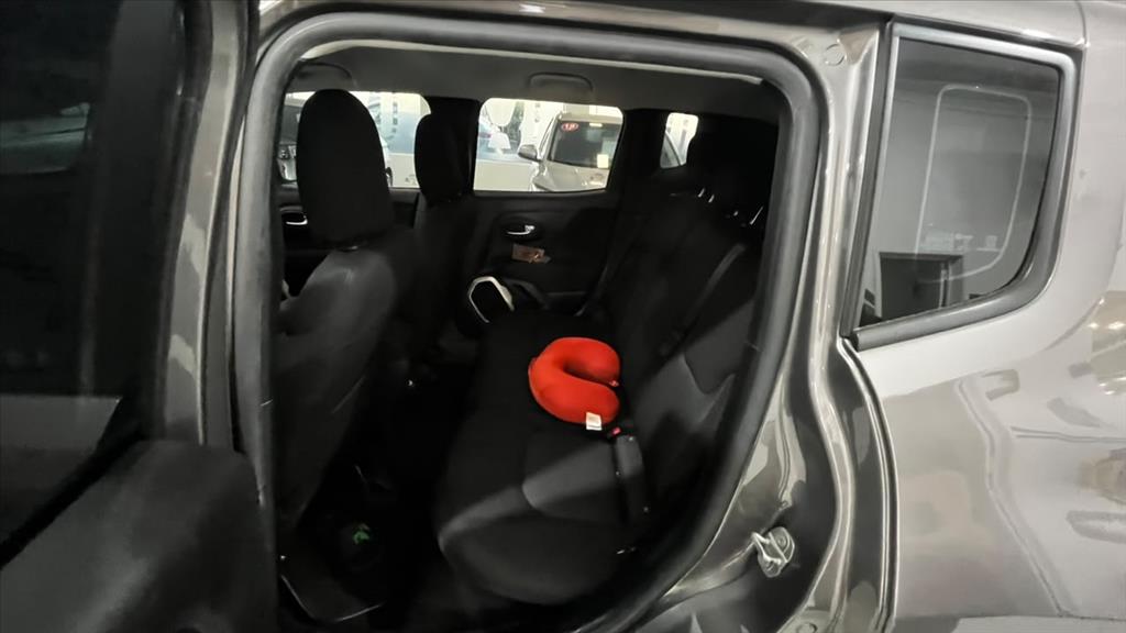 RENEGADE 1.8 16V FLEX SPORT 4P AUTOMÁTICO9