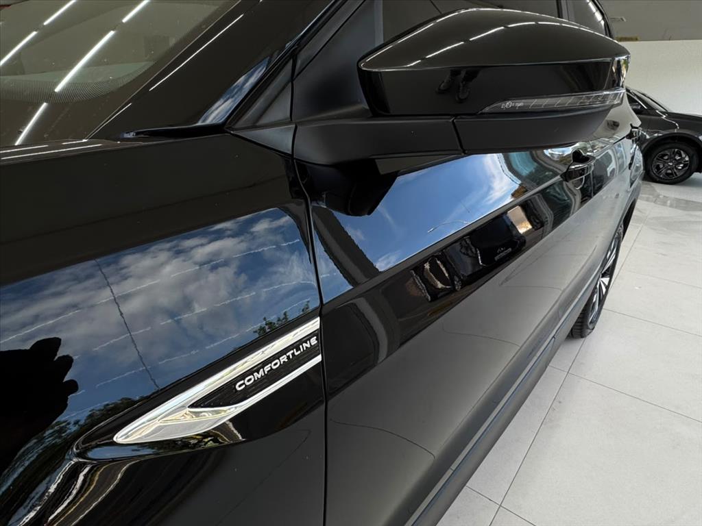 Volkswagen-T-CROSS-1.0 200 TSI TOTAL FLEX COMFORTLINE AUTOMÁTICO