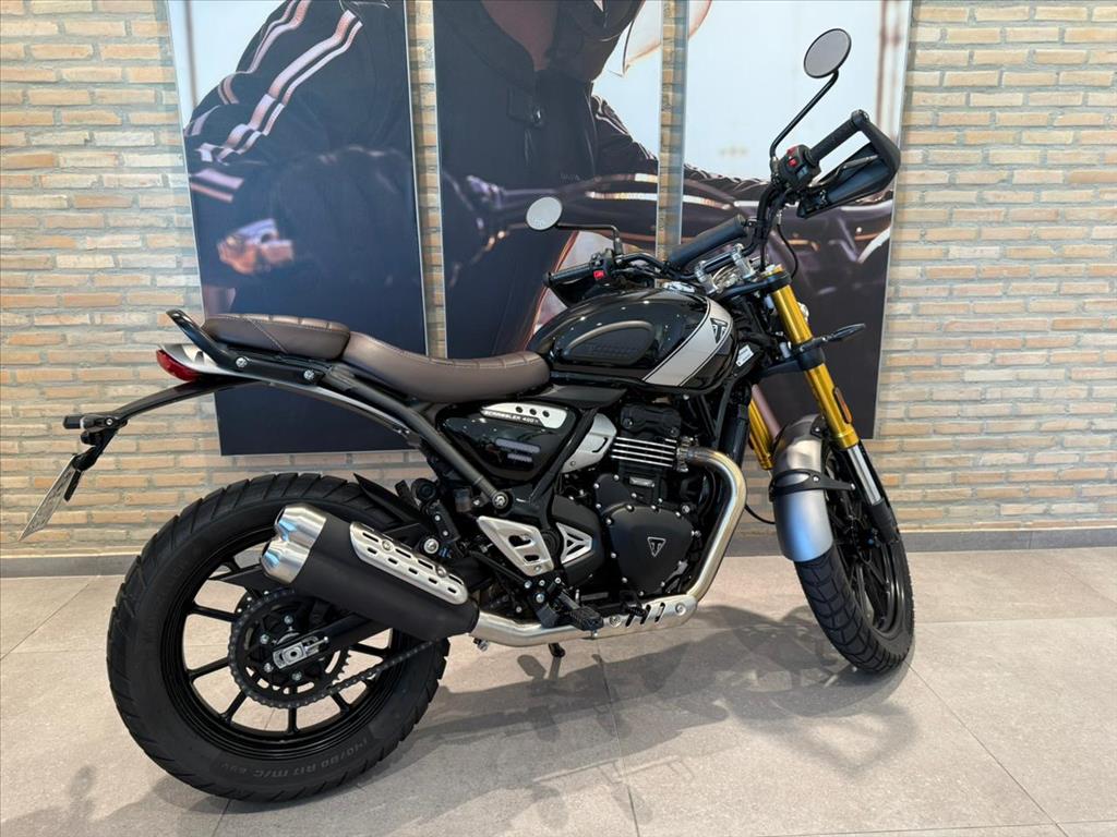TRIUMPH-SCRAMBLER-400 X