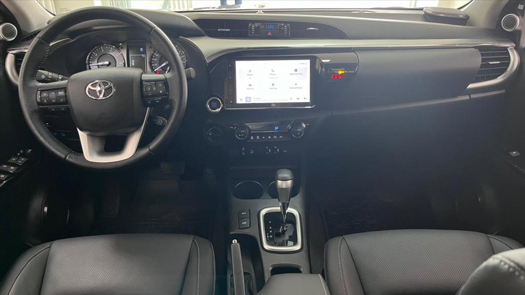 HILUX 2.8 D-4D TURBO DIESEL CD SRX 4X4 AUTOMÁTICO