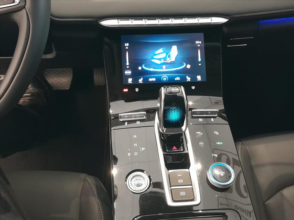 TIGGO 8 PRO 1.5 TCI PLUG-IN HYBRID DHT TIGGO 8 PRO 1.5 TCI PLUG-IN HYBRID DHT