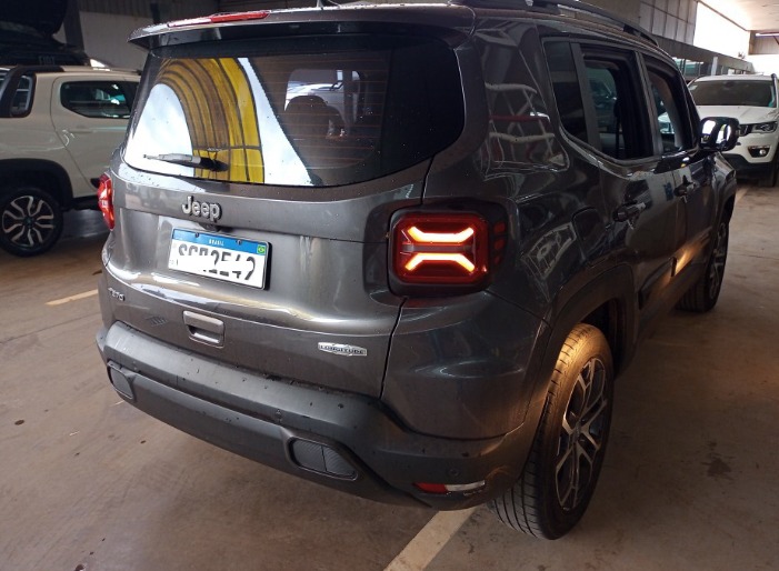 RENEGADE 1.3 T270 TURBO FLEX AT62