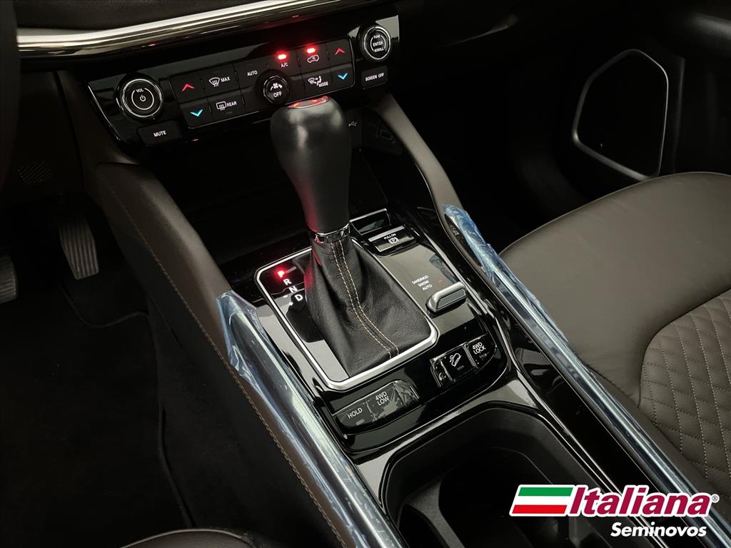 COMMANDER 2.0 TD380 TURBO DIESEL OVERLAND AT911
