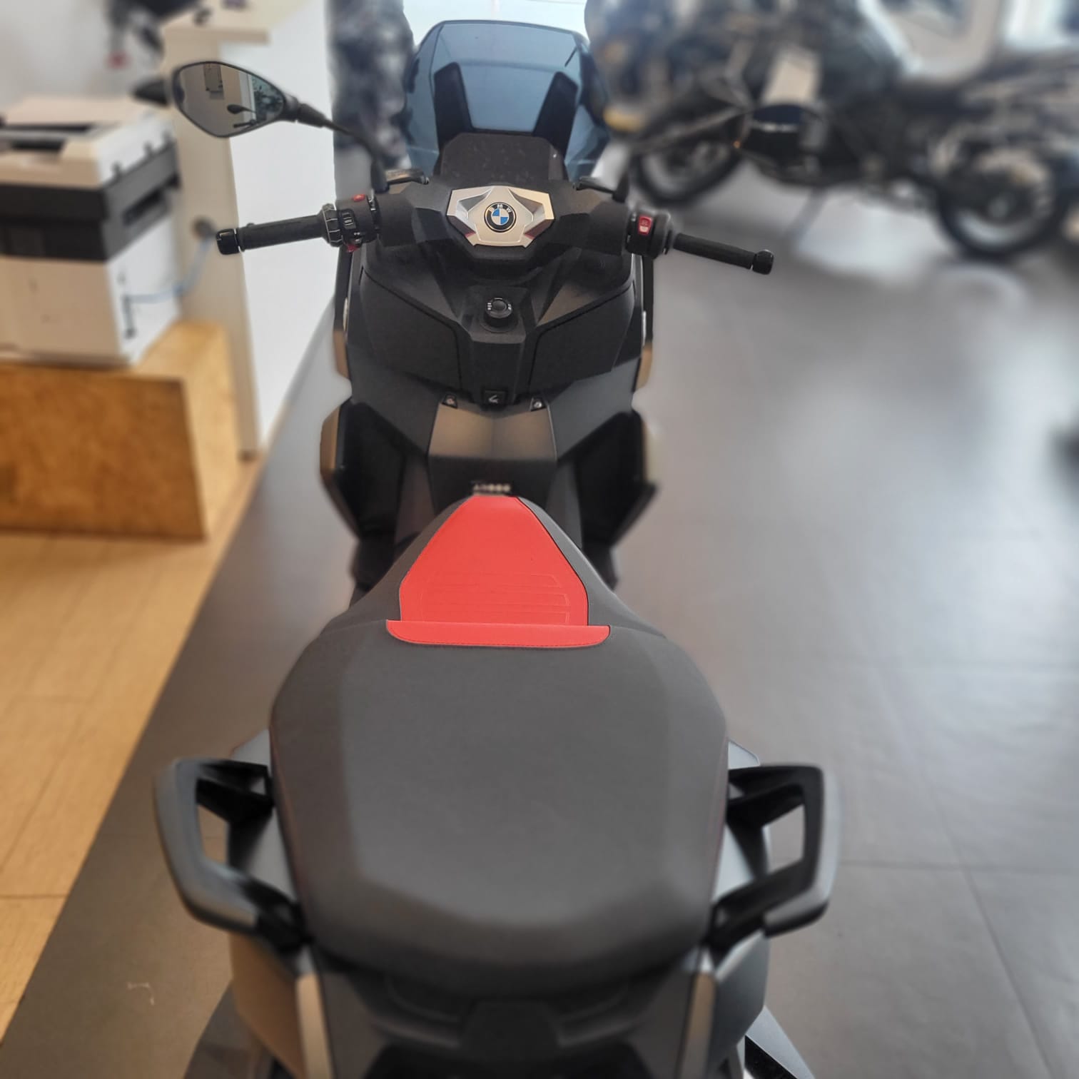 BMW Motorrad-C-400 X