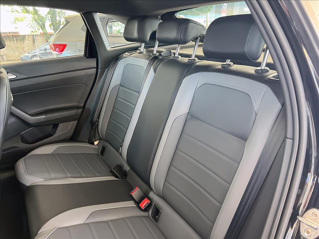 NIVUS 1.0 200 TSI TOTAL FLEX HIGHLINE AUTOMÁTICO17