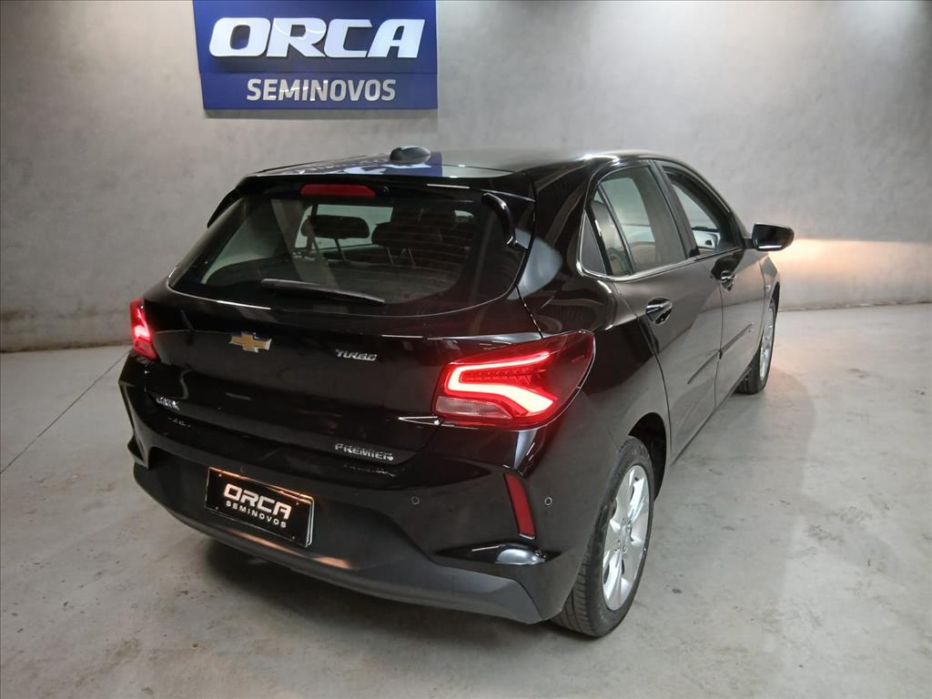 ONIX 1.0 TURBO FLEX PREMIER AUTOMÁTICO4