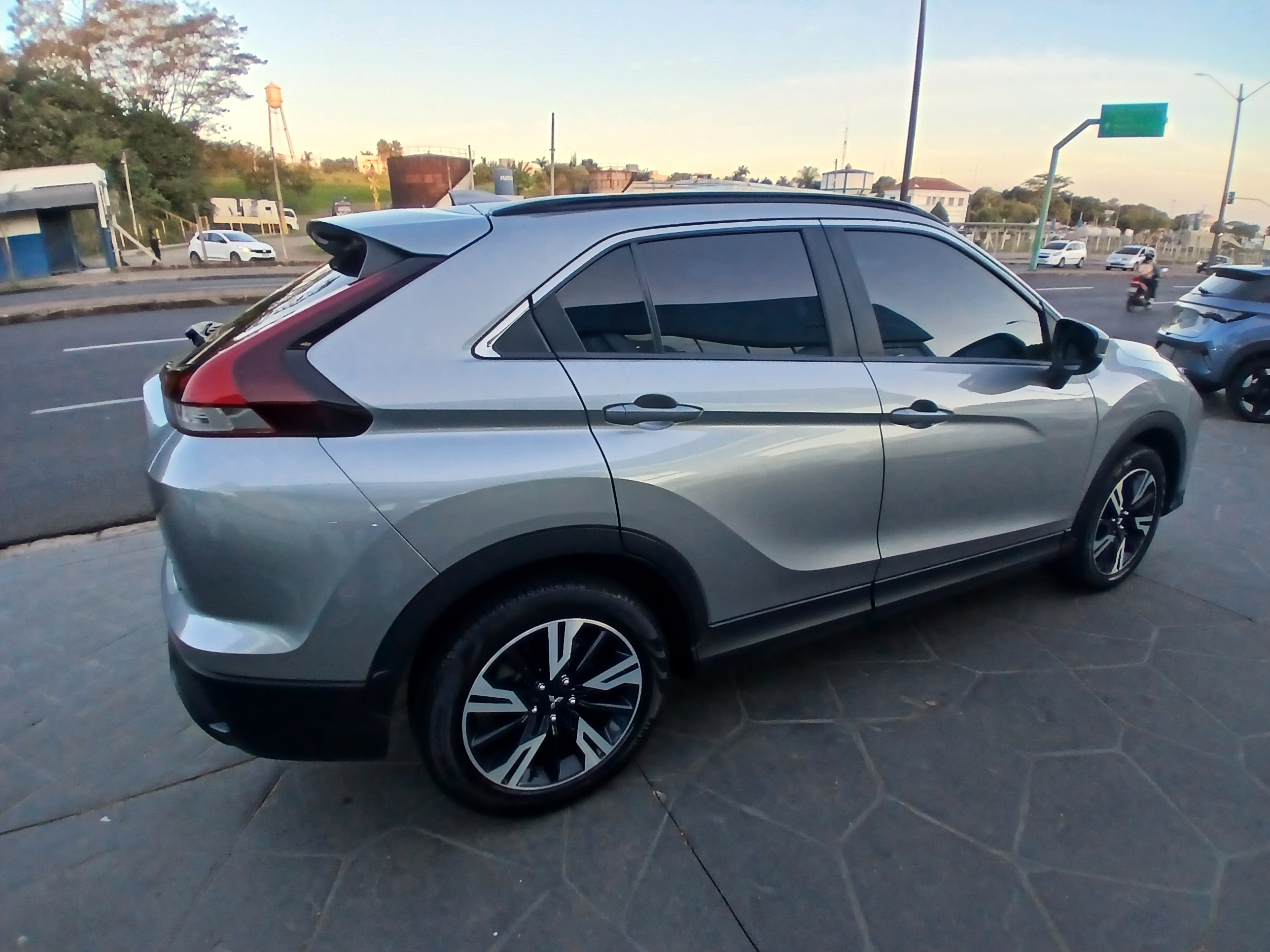 ECLIPSE CROSS 1.5 MIVEC TURBO GASOLINA GLS CVT5