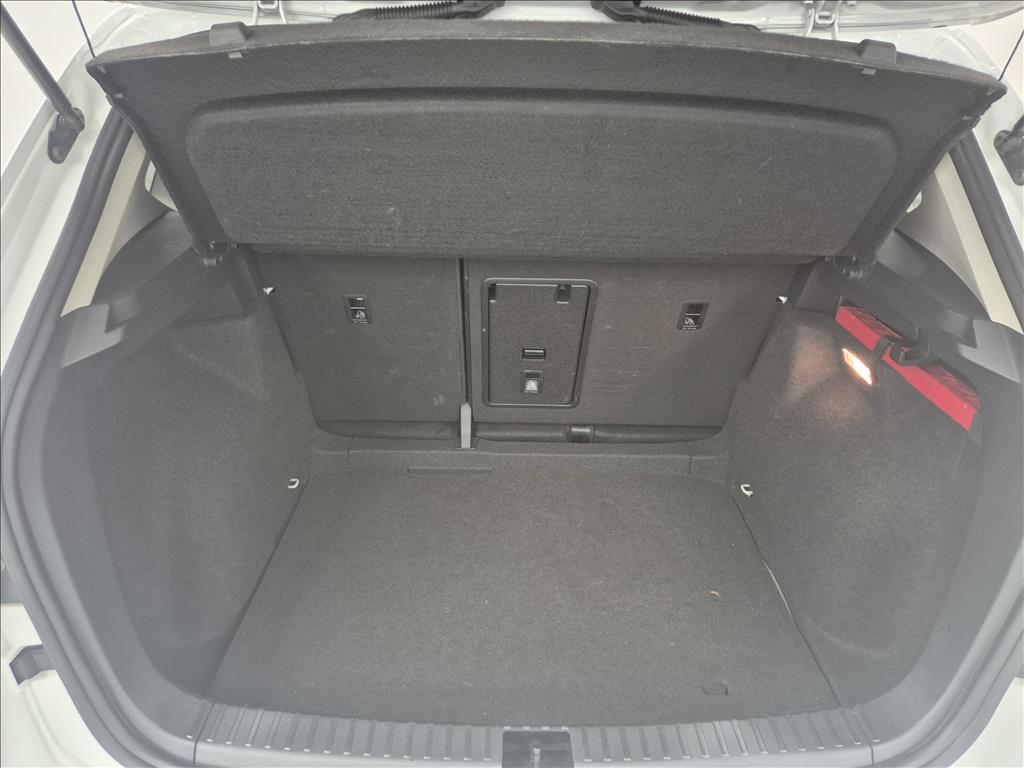 TAOS 1.4 250 TSI TOTAL FLEX COMFORTLINE AUTOMÁTICO TAOS 1.4 250 TSI TOTAL FLEX COMFORTLINE AUTOMÁTICO