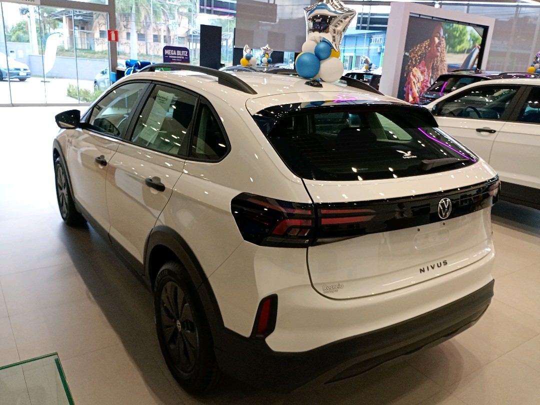 NIVUS 1.0 200 TSI TOTAL FLEX SENSE AUTOMÁTICO5