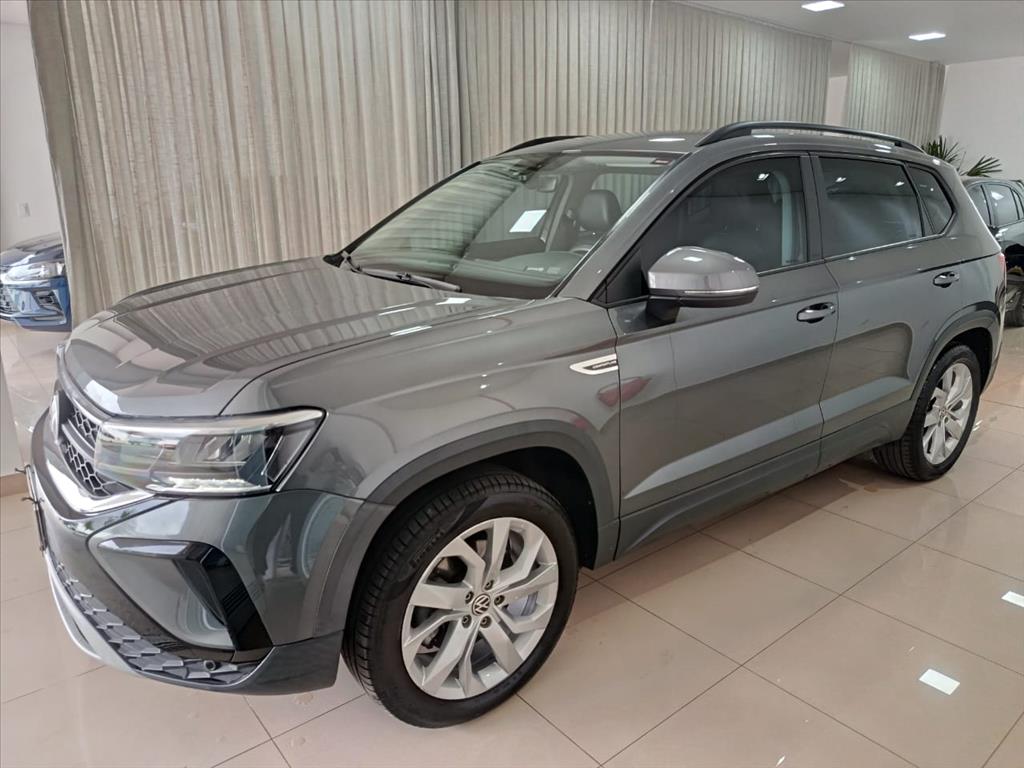 TAOS 1.4 250 TSI TOTAL FLEX COMFORTLINE AUTOMÁTICO1