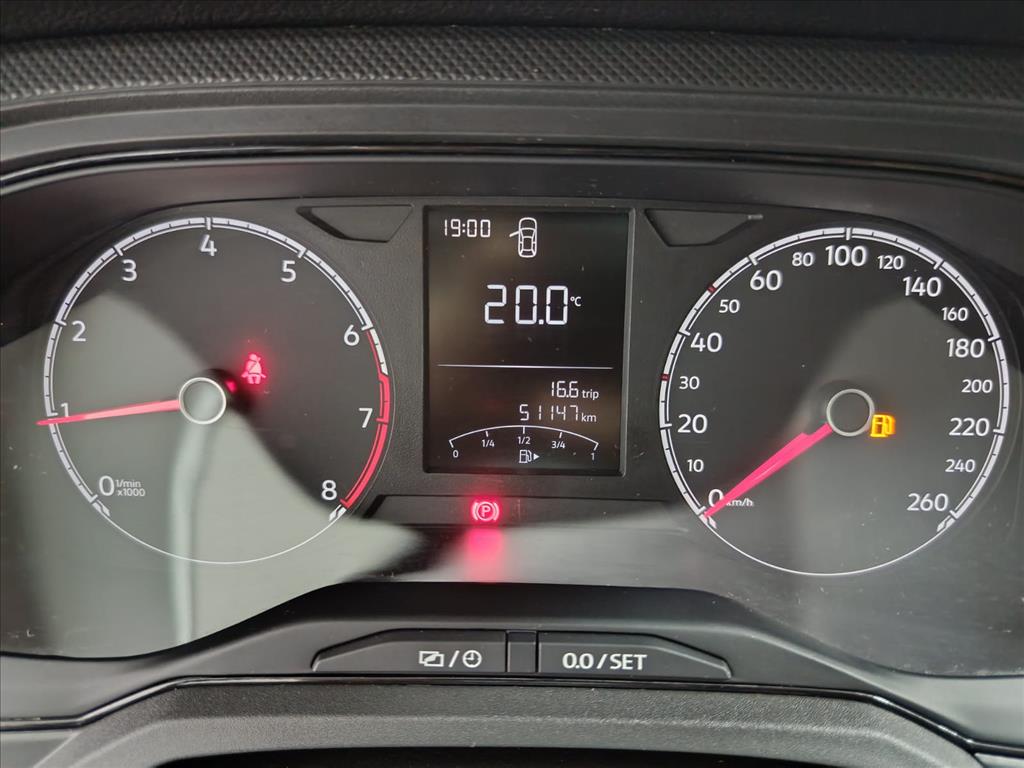 POLO 1.0 MPI TRACK MANUAL6