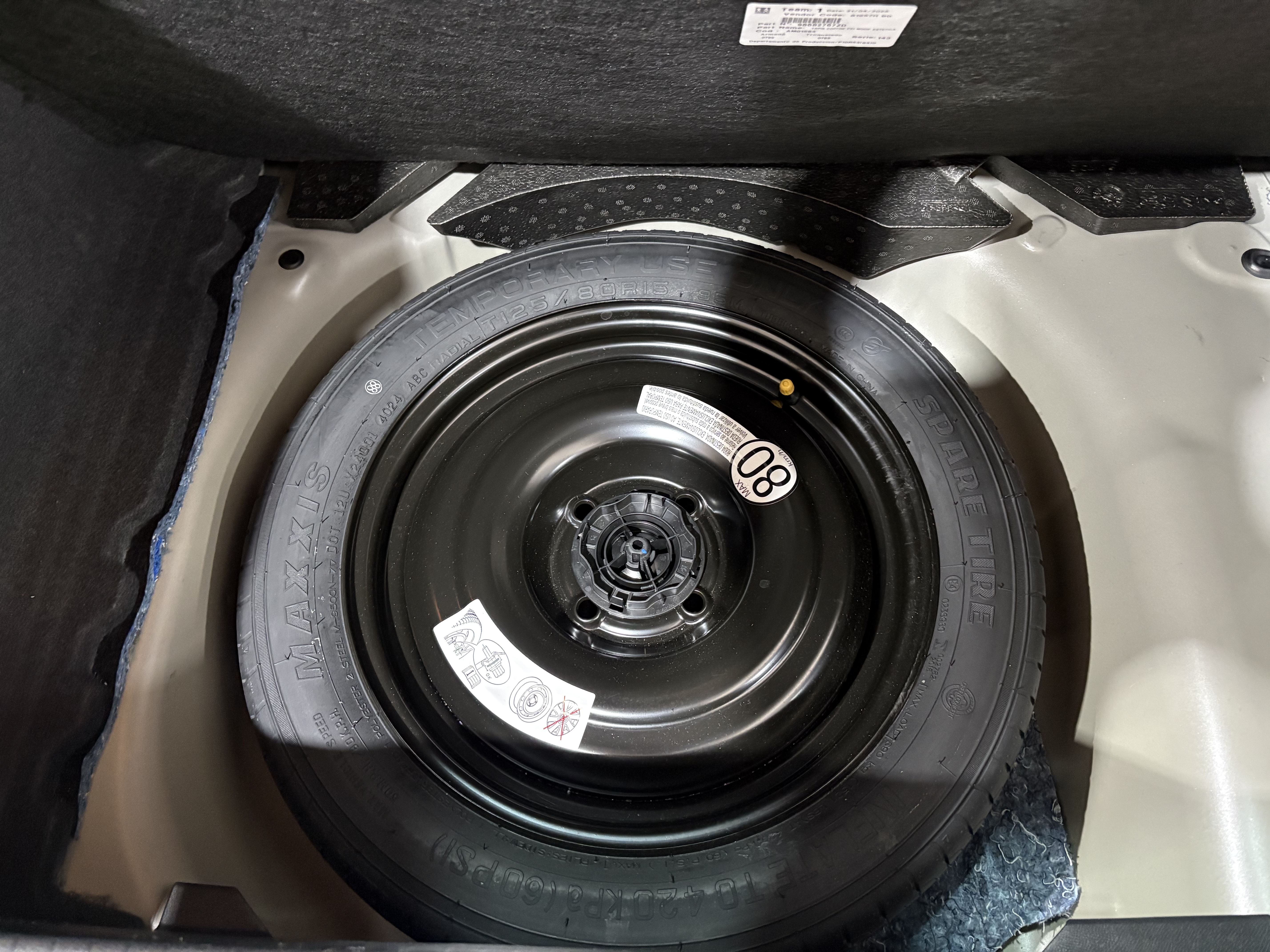 Peugeot-2008-1.0 TURBO 200 FLEX ALLURE CVT