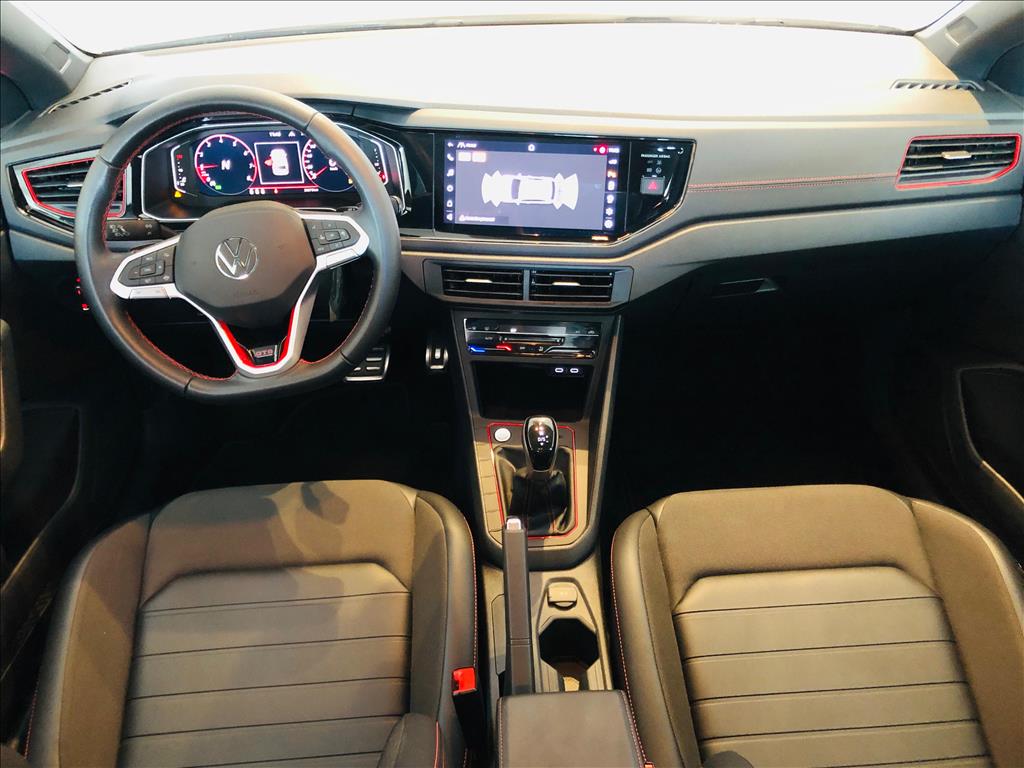 POLO 1.4 250 TSI GTS AUTOMÁTICO10