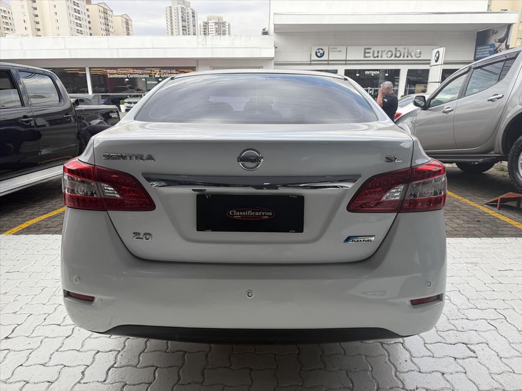 Nissan Sentra - 2.0 SL 16V FLEX 4P AUTOMÁTICO