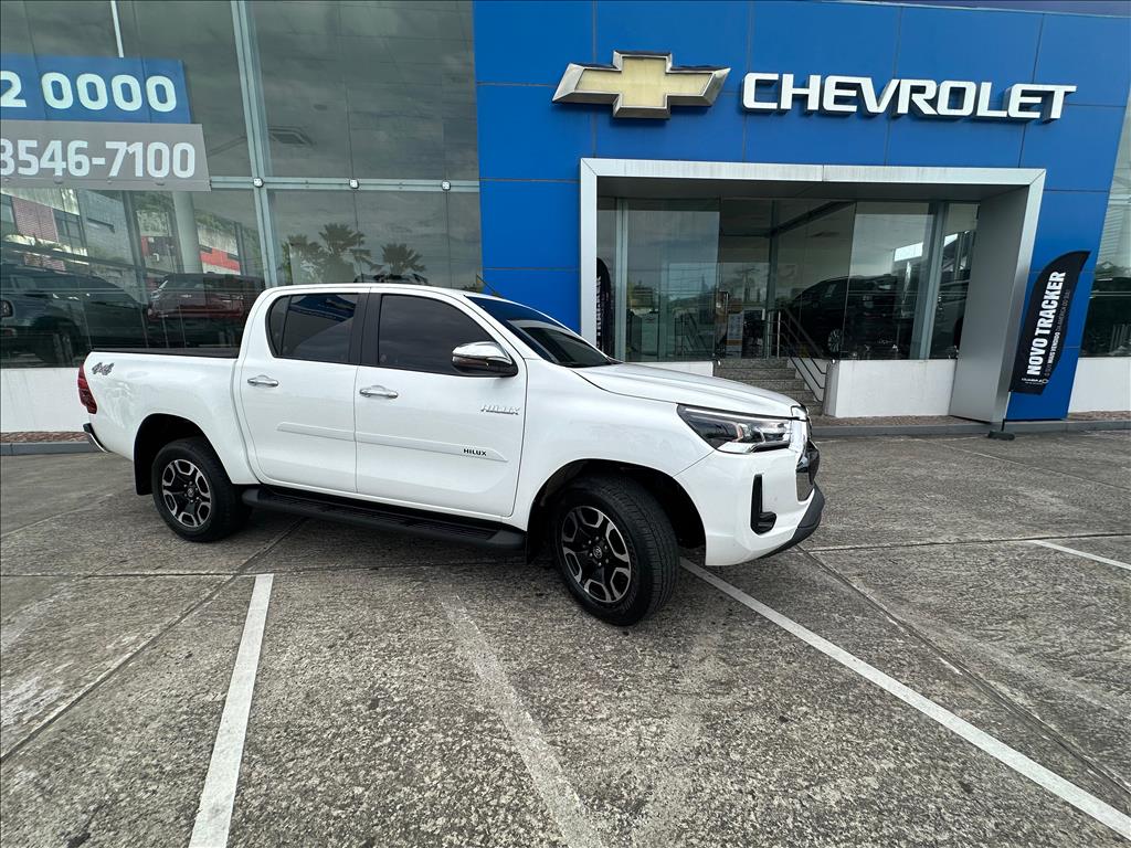 HILUX 2.8 D-4D TURBO DIESEL CD SRV 4X4 AUTOMÁTICO1