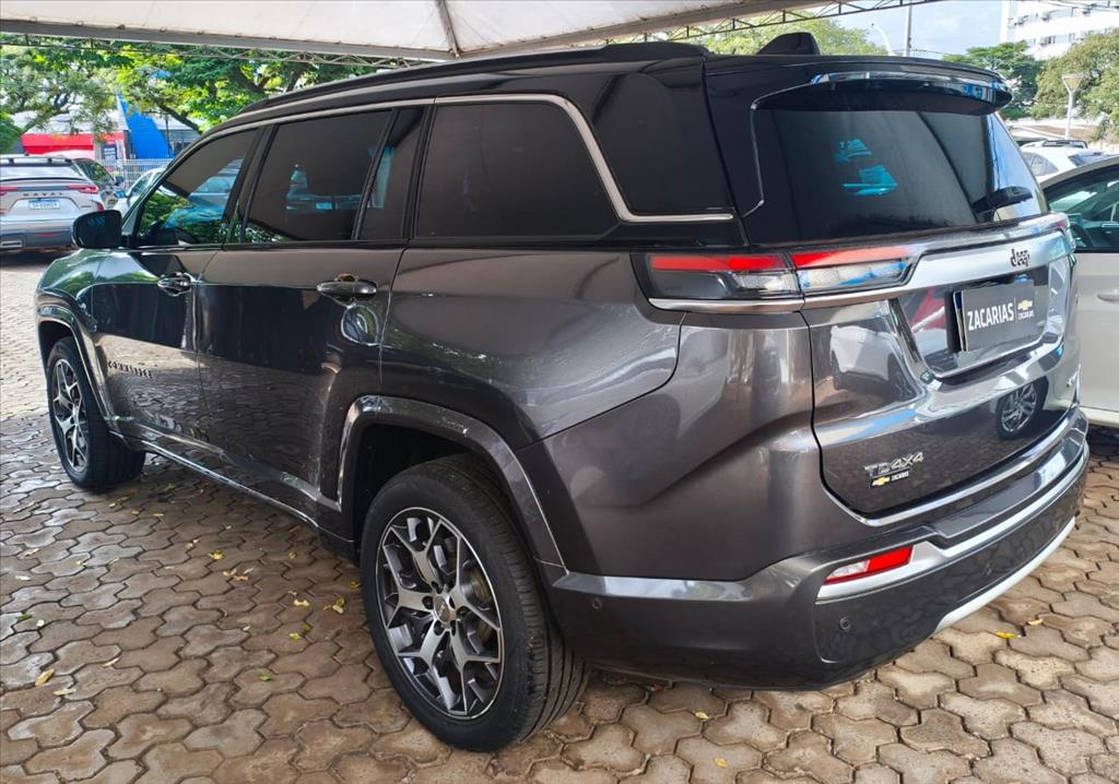 COMMANDER 1.3 T270 TURBO FLEX OVERLAND AT65