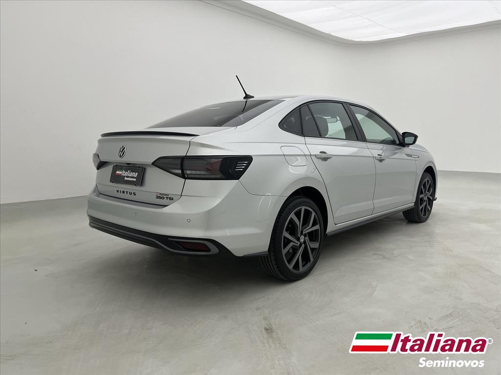 VIRTUS 1.4 250 TSI EXCLUSIVE AUTOMÁTICO4