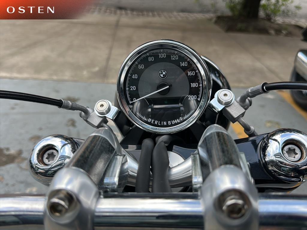 BMW Motorrad-R-18