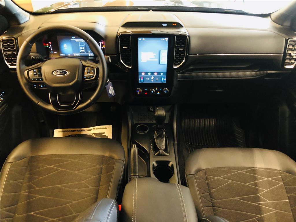 RANGER 2.0 TURBO DIESEL CD BLACK 4X2 AUTOMÁTICO10