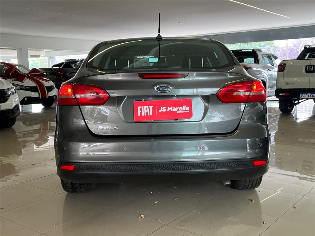FOCUS 2.0 SE PLUS FASTBACK 16V FLEX 4P POWERSHIFT4