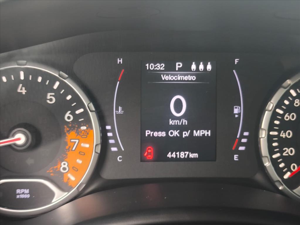 RENEGADE 1.8 16V FLEX SPORT 4P AUTOMÁTICO11