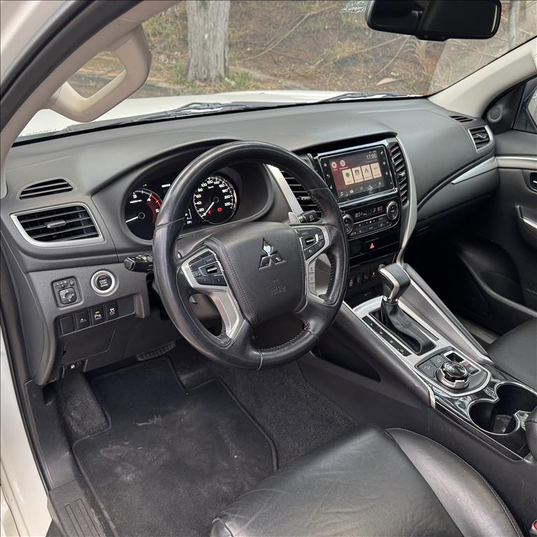 Mitsubishi-PAJERO SPORT-2.4 16V MIVEC TURBO DIESEL HPE AWD AUTOMÁTICO
