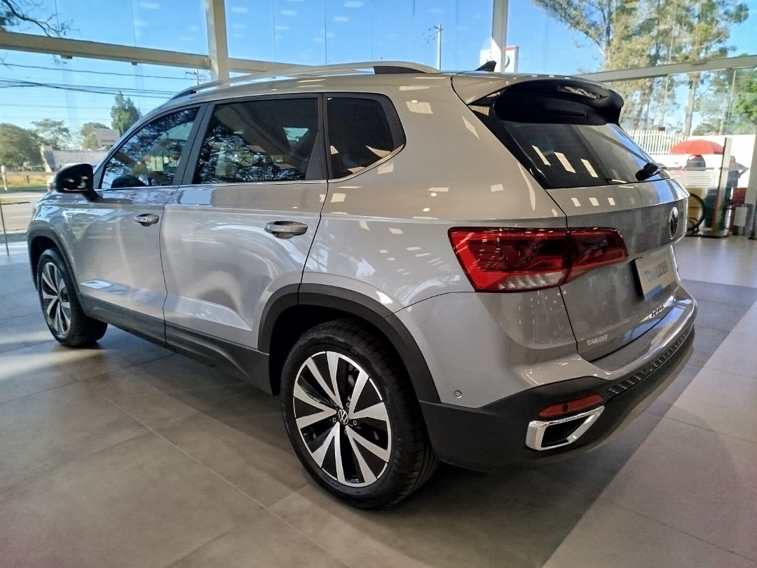 TAOS 1.4 250 TSI TOTAL FLEX HIGHLINE AUTOMÁTICO