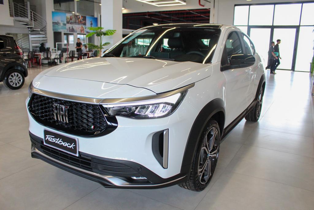 FASTBACK 1.0 TURBO 200 HYBRID IMPETUS CVT10