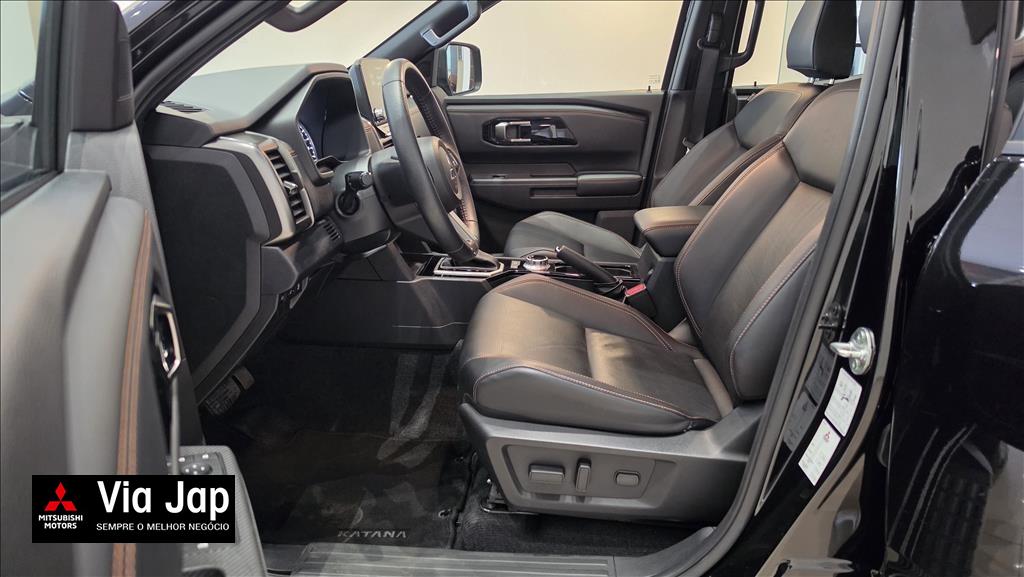 Mitsubishi-TRITON-2.4 BITURBO DIESEL CD KATANA 4X4 AUTOMÁTICO