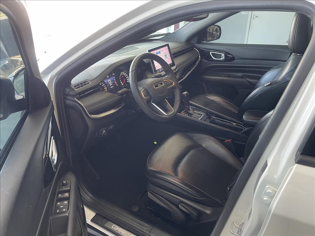 COMPASS 1.3 T270 TURBO FLEX LONGITUDE AT6