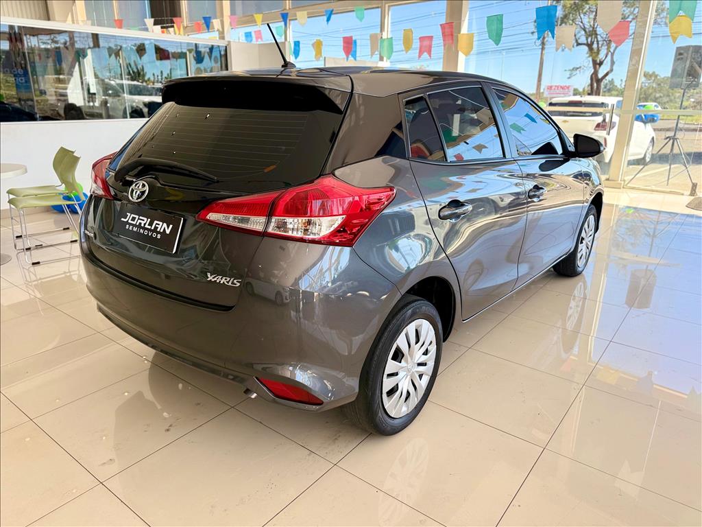 YARIS 1.5 16V FLEX XL MULTIDRIVE6