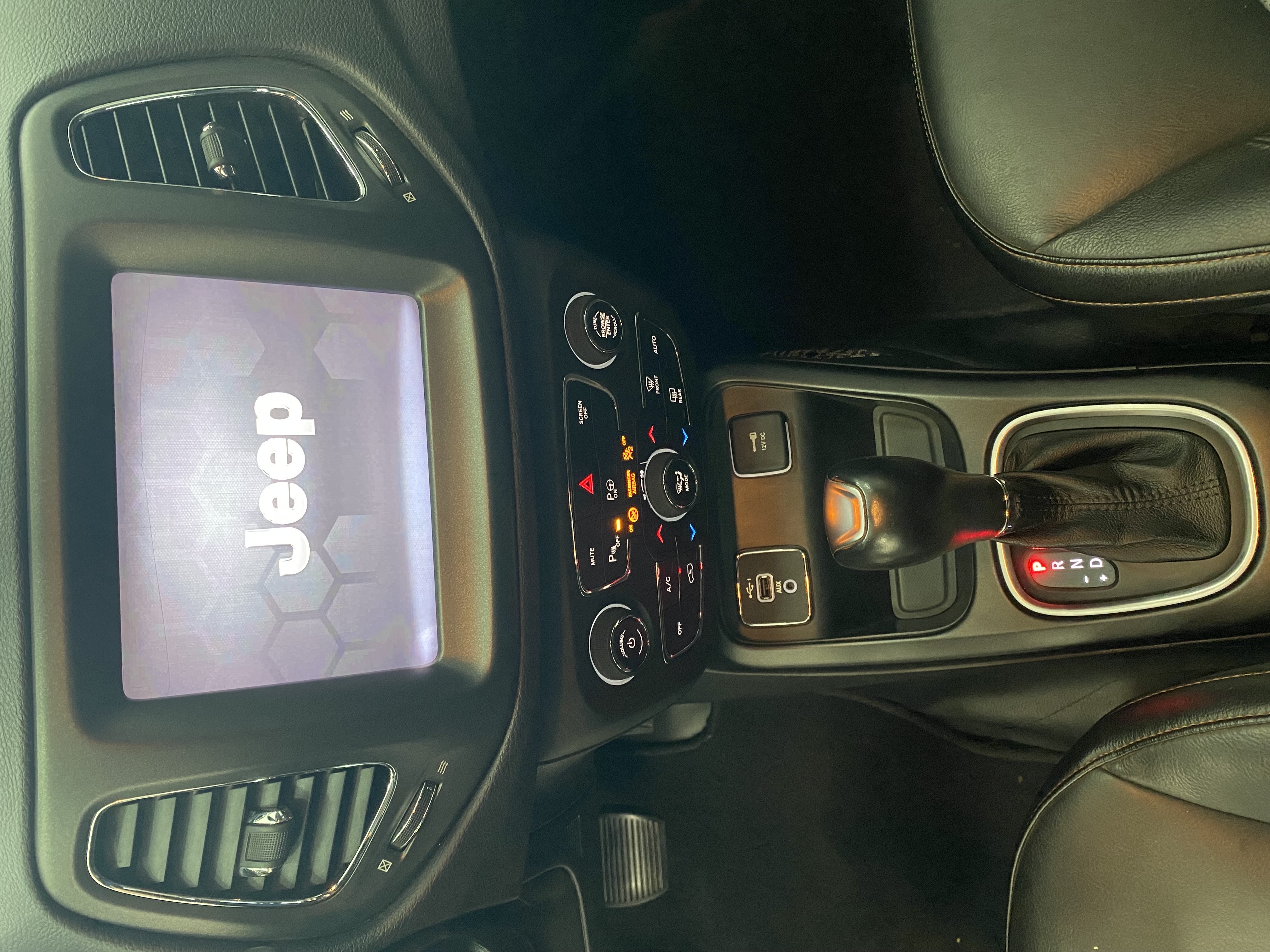 COMPASS 2.0 16V FLEX LONGITUDE AUTOMÁTICO11