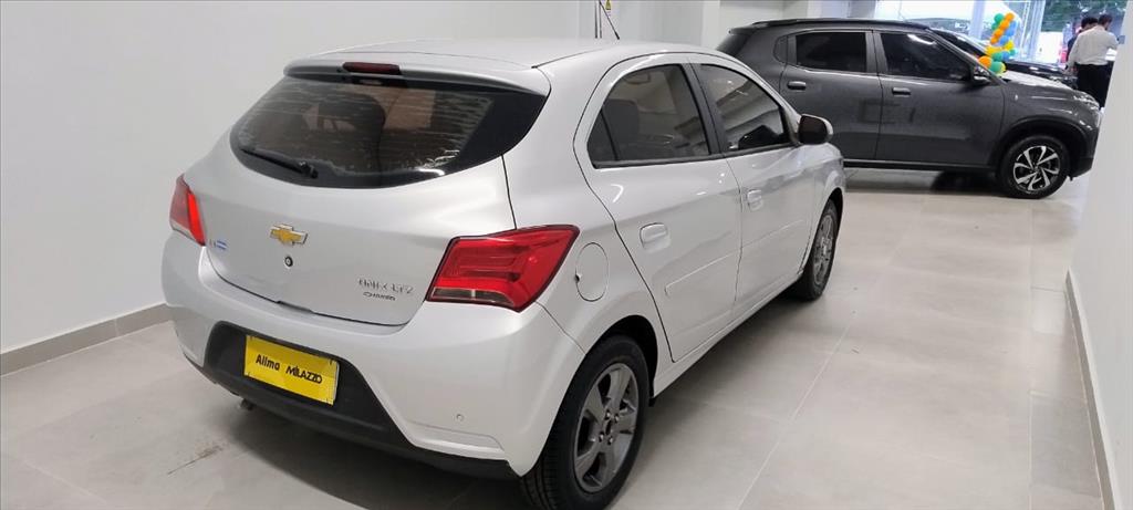 ONIX 1.4 MPFI LTZ 8V FLEX 4P MANUAL ONIX 1.4 MPFI LTZ 8V FLEX 4P MANUAL