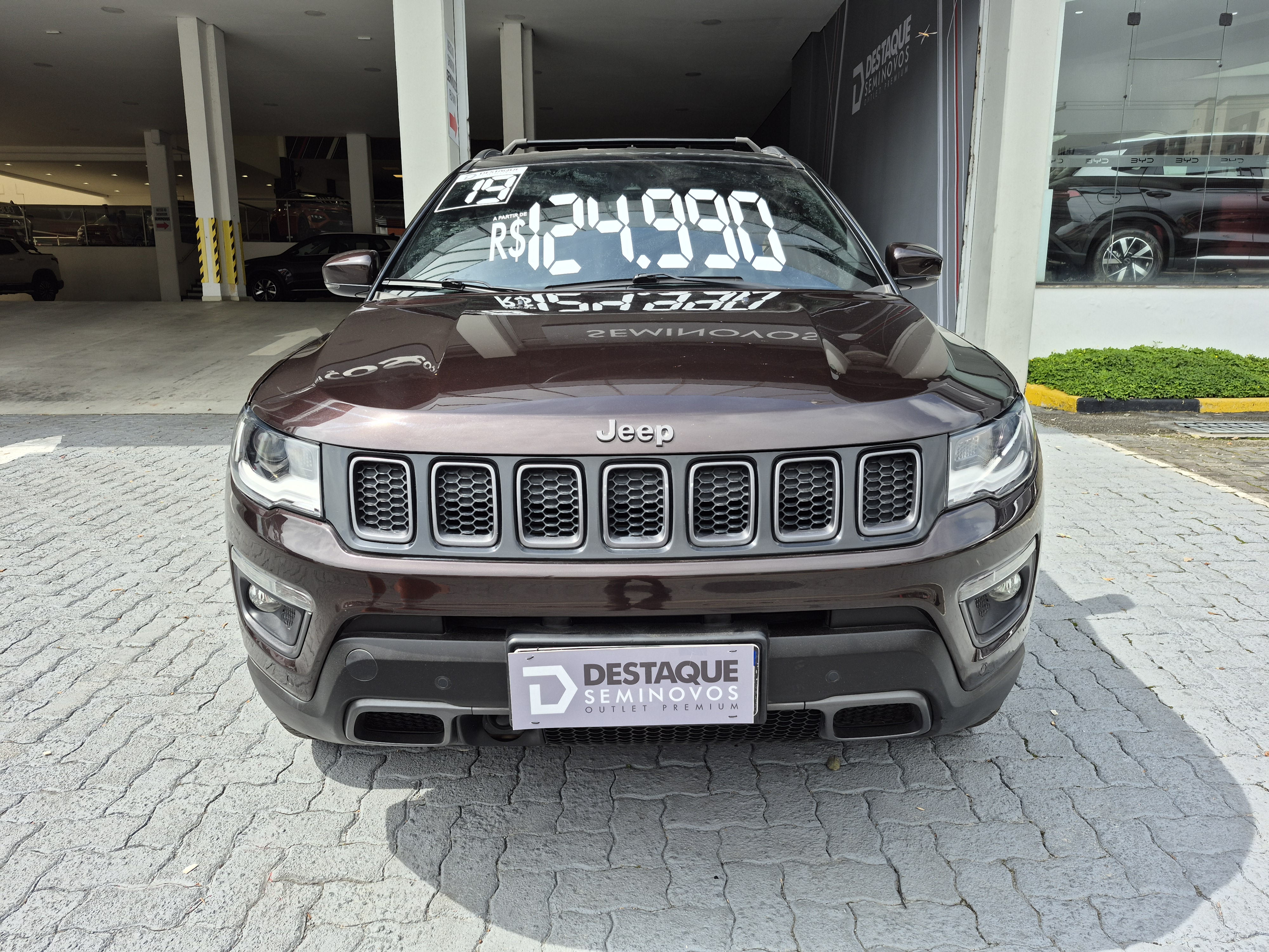 Foto ilustrativa do carro