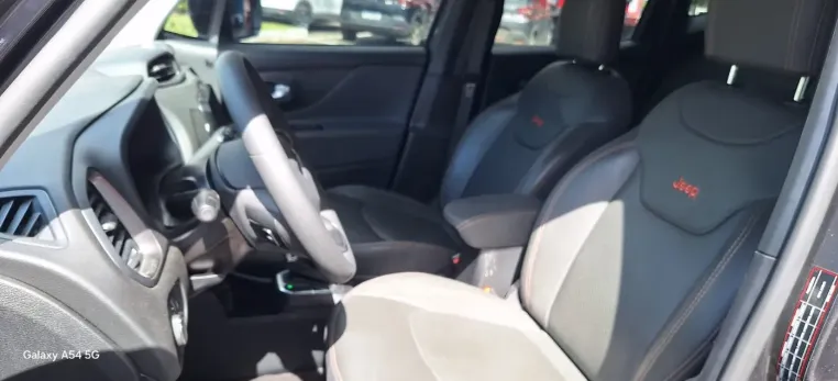 RENEGADE 1.3 T270 TURBO FLEX AT69