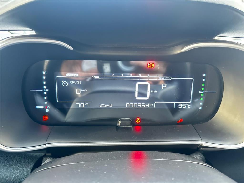 C4 CACTUS 1.6 VTI 120 FLEX FEEL EAT6 C4 CACTUS 1.6 VTI 120 FLEX FEEL EAT6