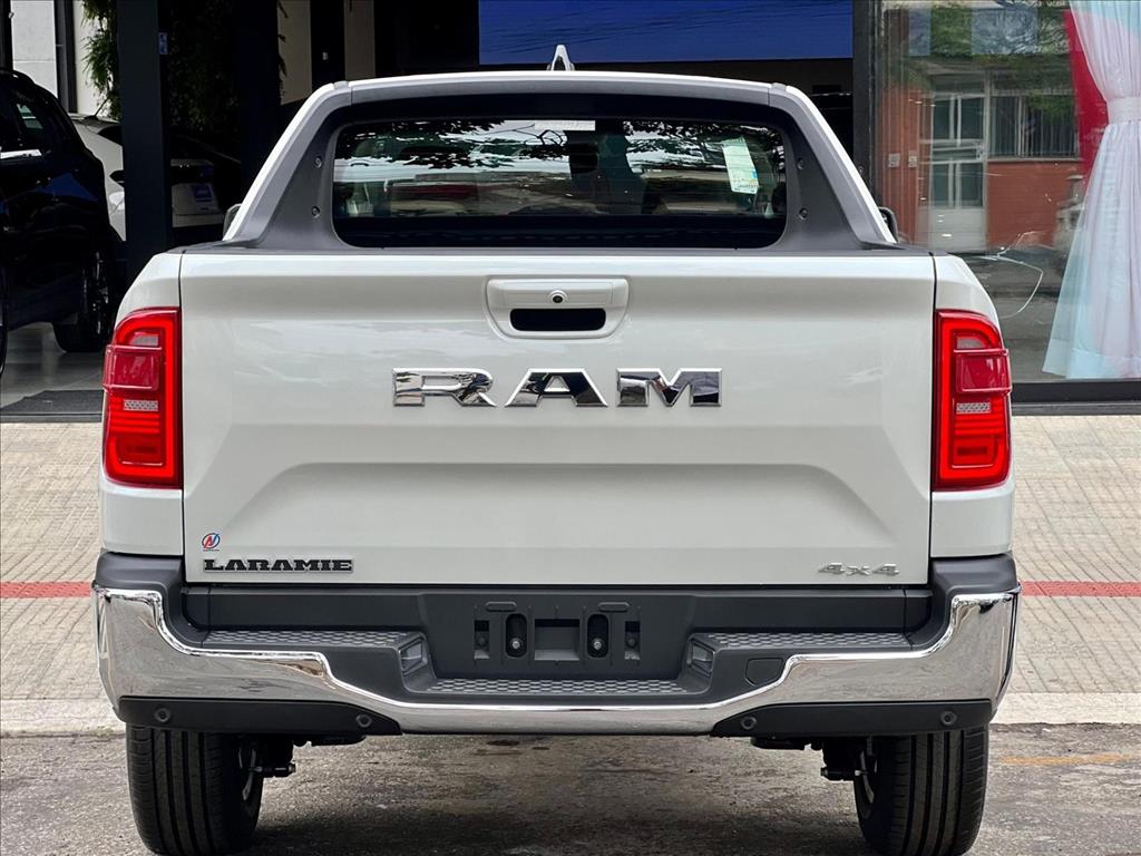 RAMPAGE 2.0 TURBO DIESEL LARAMIE 4X4 AUTOMÁTICO12