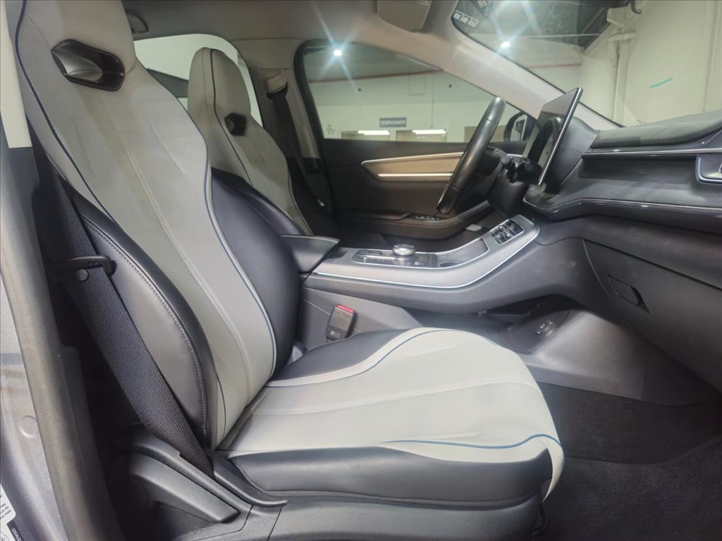 KING 1.5 DM-I PHEV GL AUTOMÁTICO10