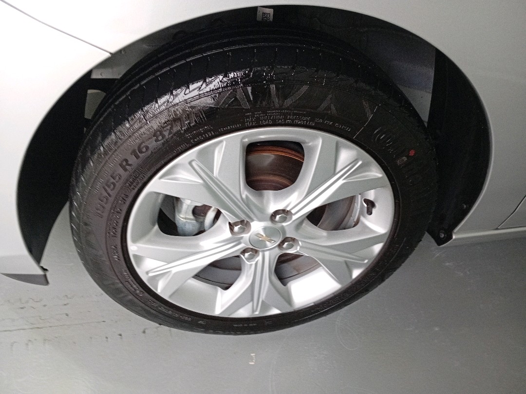 GM - Chevrolet-ONIX PLUS-1.0 TURBO FLEX LTZ MANUAL