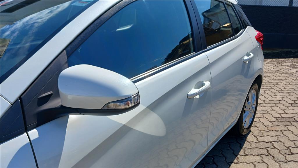 YARIS 1.3 16V FLEX XL MULTIDRIVE9