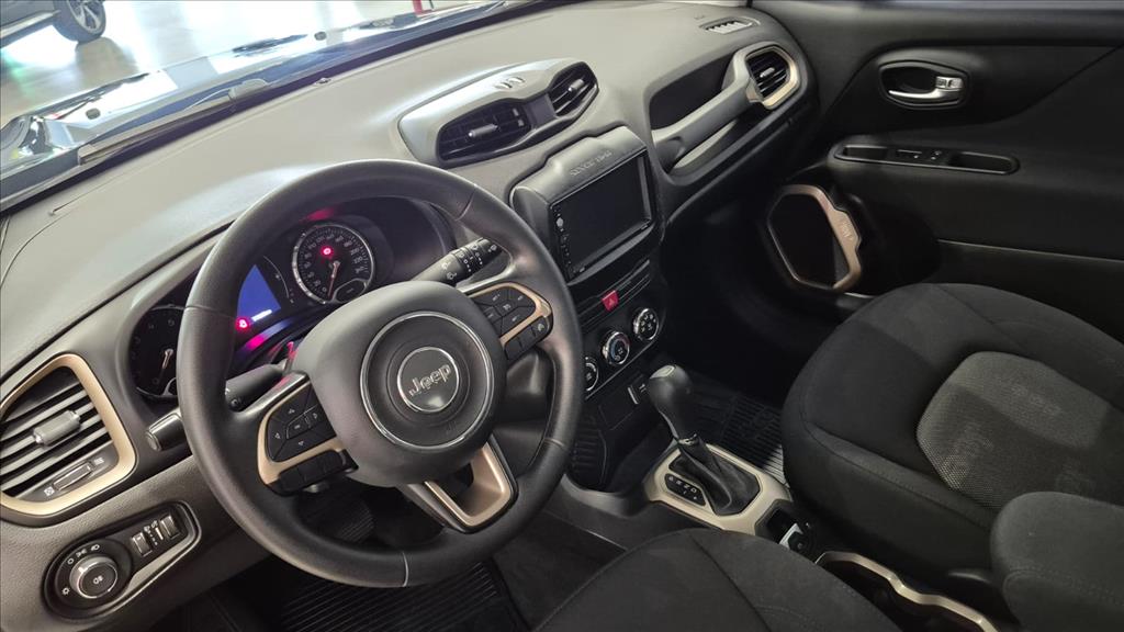 RENEGADE 1.8 16V FLEX 4P AUTOMÁTICO6