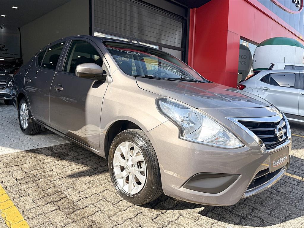Nissan Versa - 1.0 12V FLEX S 4P MANUAL